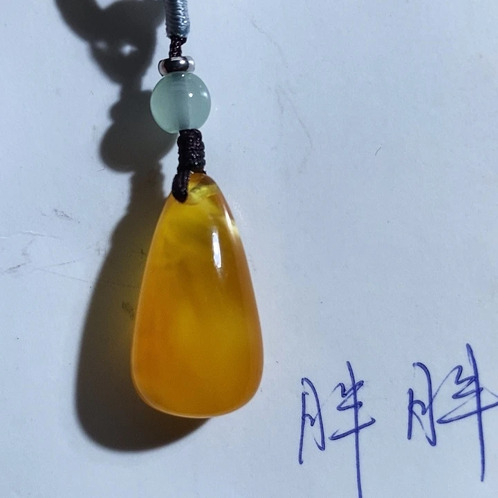 琥珀颈饰未镶嵌琥珀蜜蜡