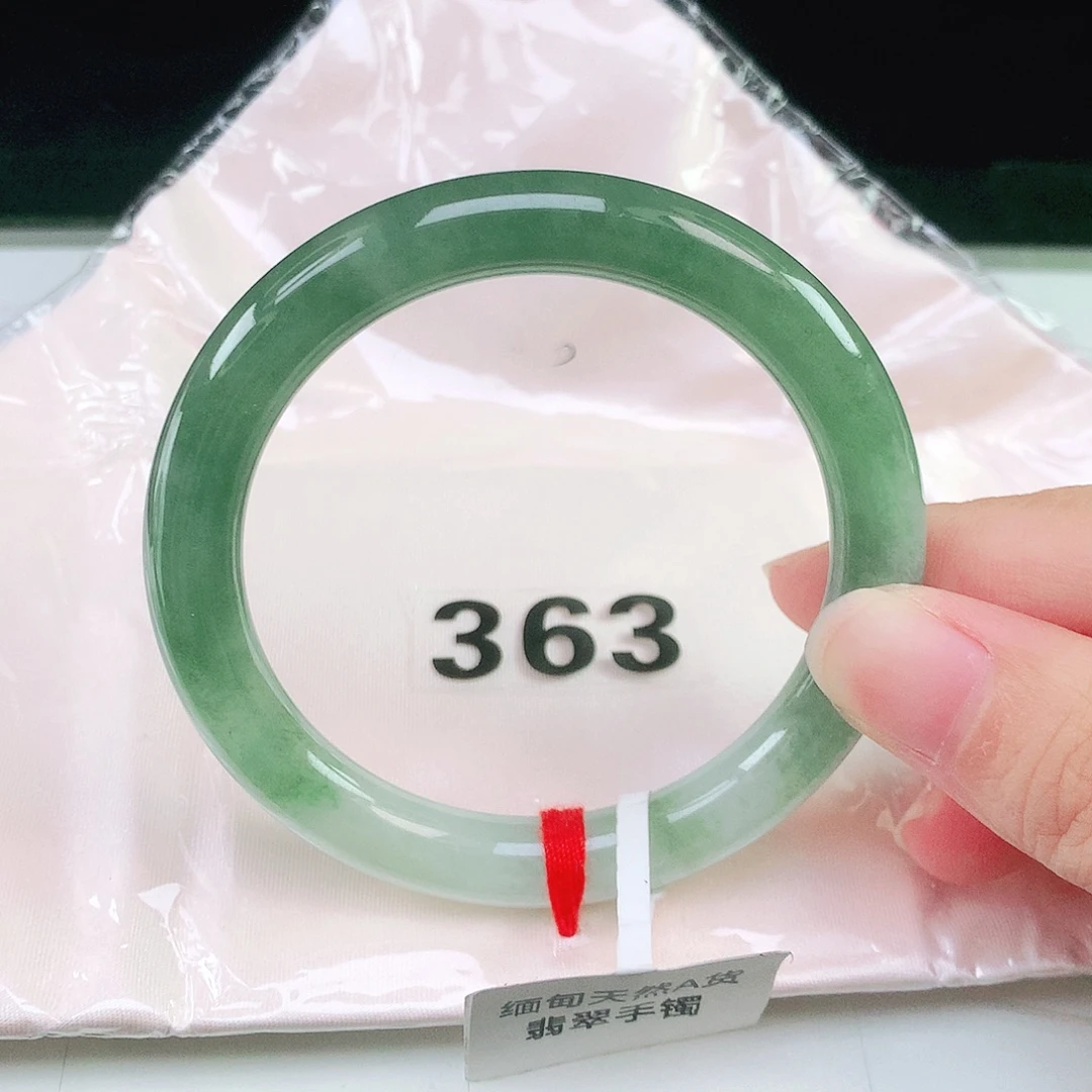 未镶嵌手镯翡翠56