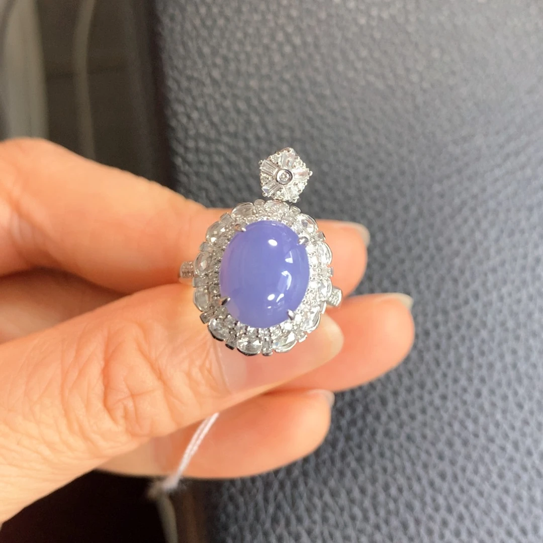 翡翠戒指18K金镶嵌翡翠