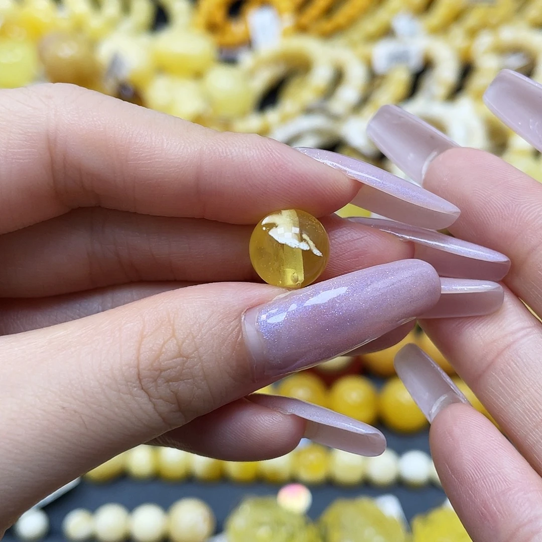 琥珀未镶嵌裸石圆珠11mm瑕