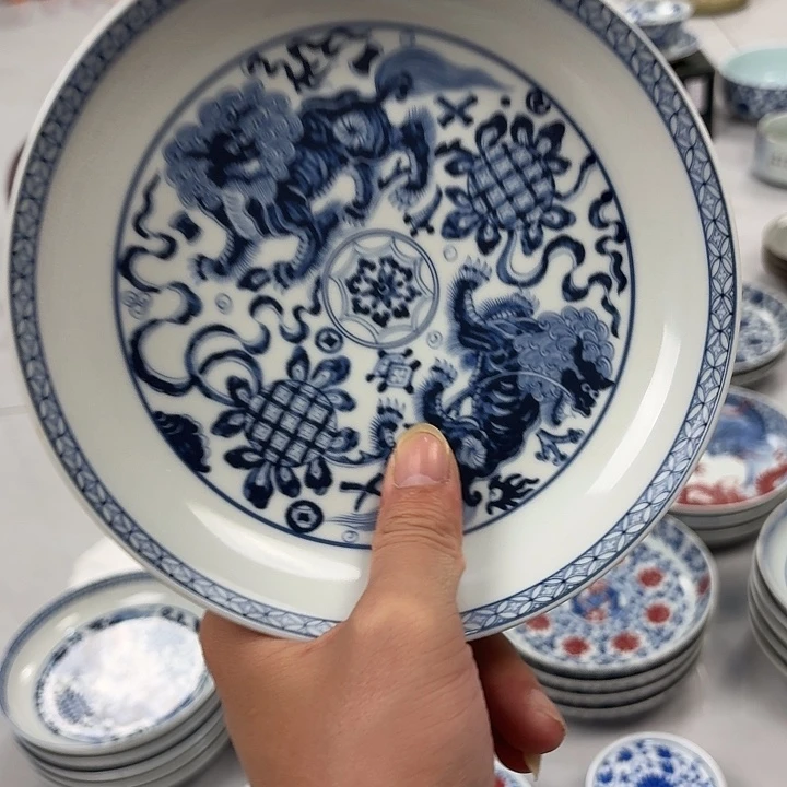 瓷片青花狮子大胡乘景德镇