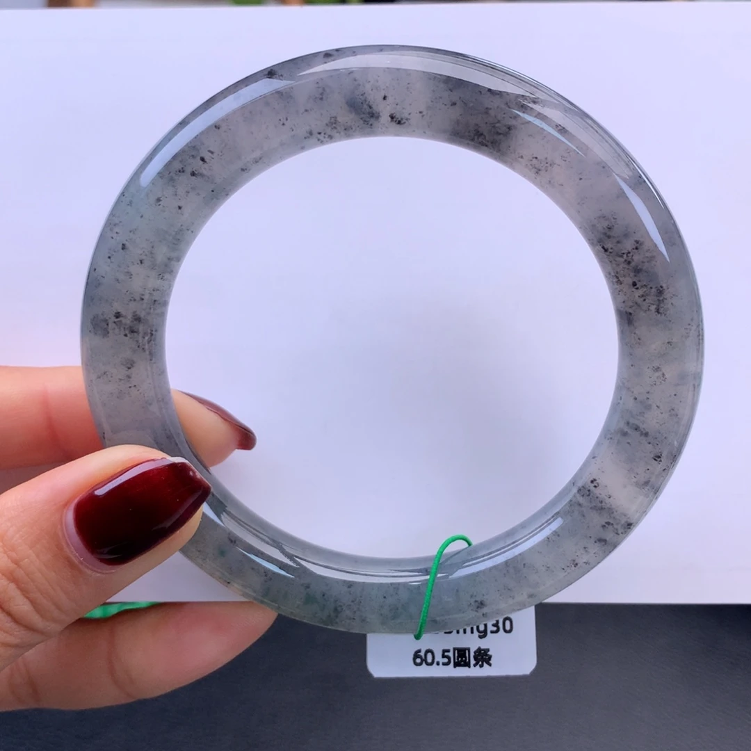 翡翠未镶嵌手镯冰乌鸡圆条手镯