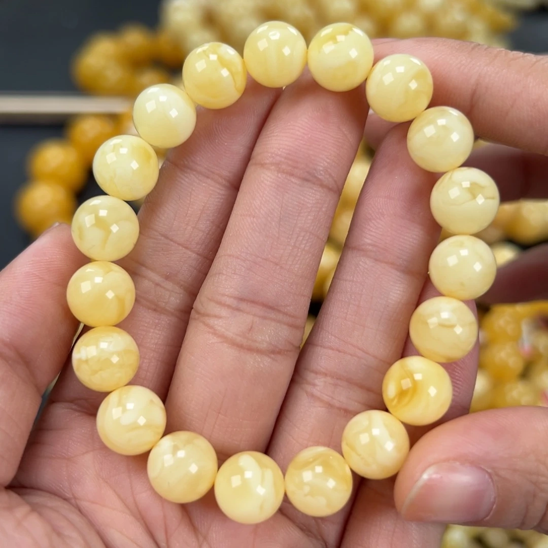 琥珀未镶嵌手链11.3克