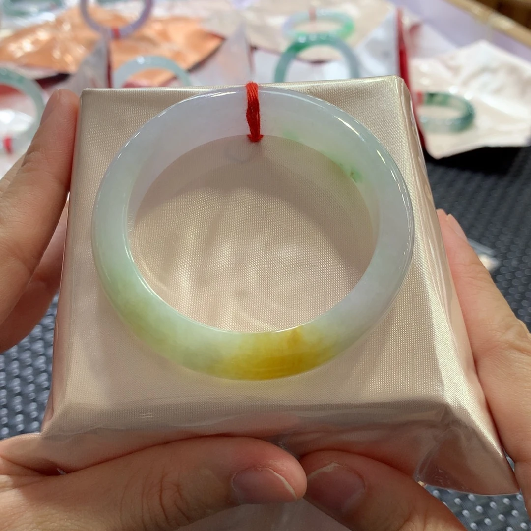 翡翠未镶嵌手镯闪购 2