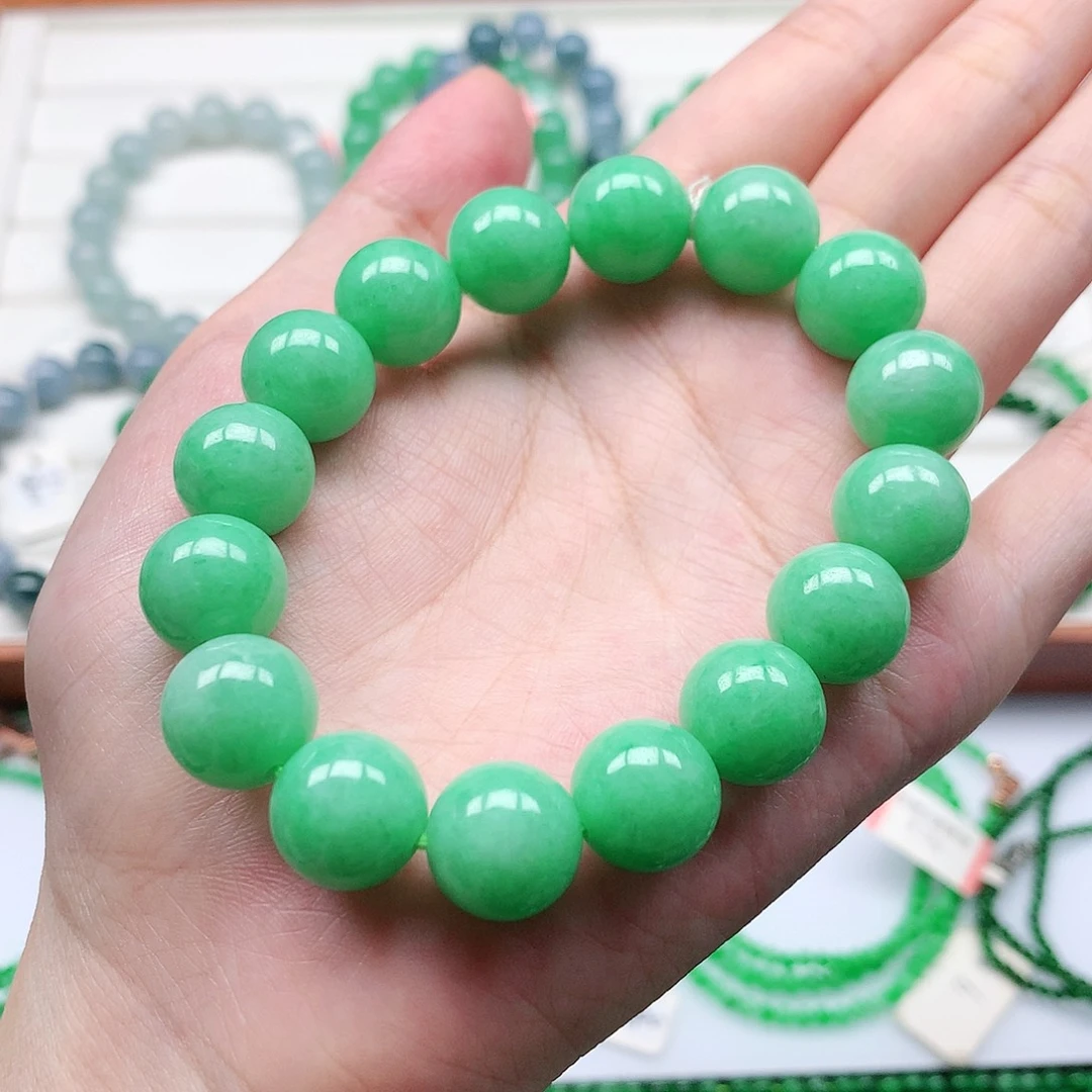 颈饰未镶嵌翡翠手链