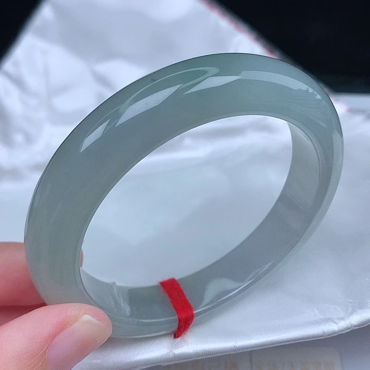 未镶嵌手镯翡翠天然