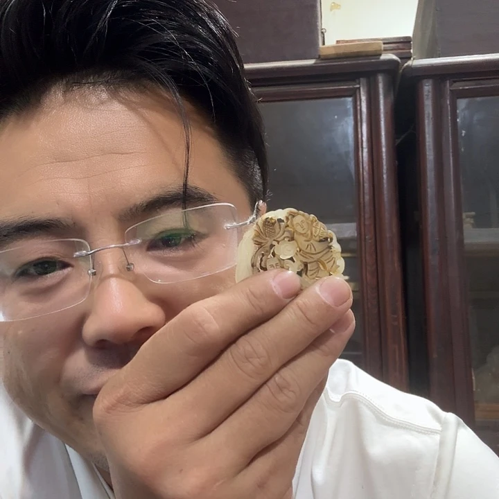 国***攀登高峰艺术瓷器