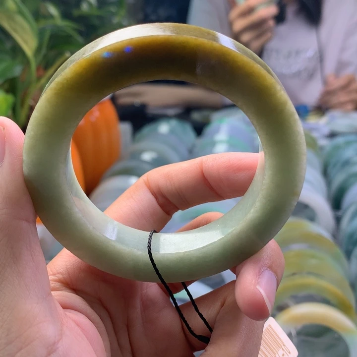 未镶嵌55-60圈定制翡翠