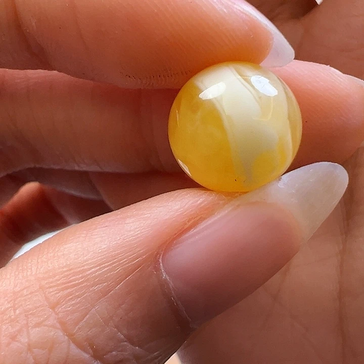 未镶嵌蜜蜡珠宝奇石