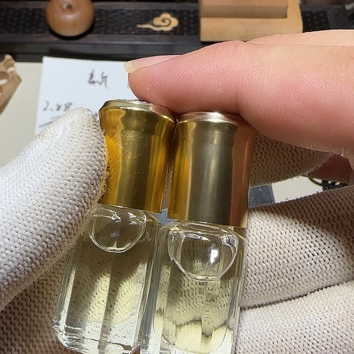 老山檀香精油3g两瓶