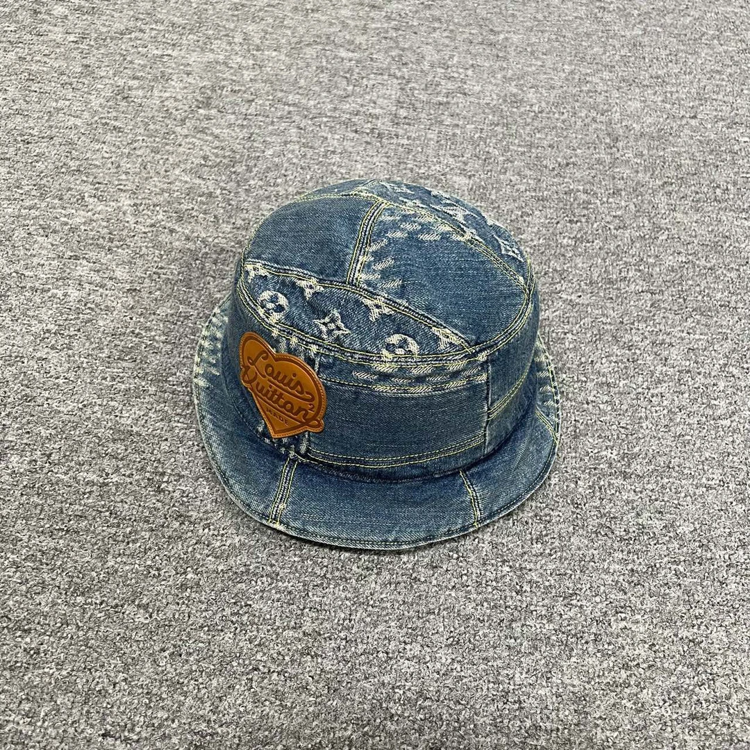 99新 LouisVuitton/路易威登 Nigo 联名款 牛仔 渔夫帽 L码