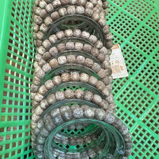(a30)星月菩提黑冰龙鳞8左右手串,不全黑,图中随机发一条