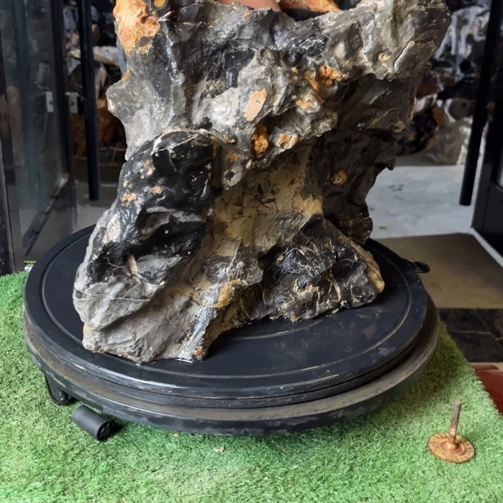 乐**咪石头花盆是个