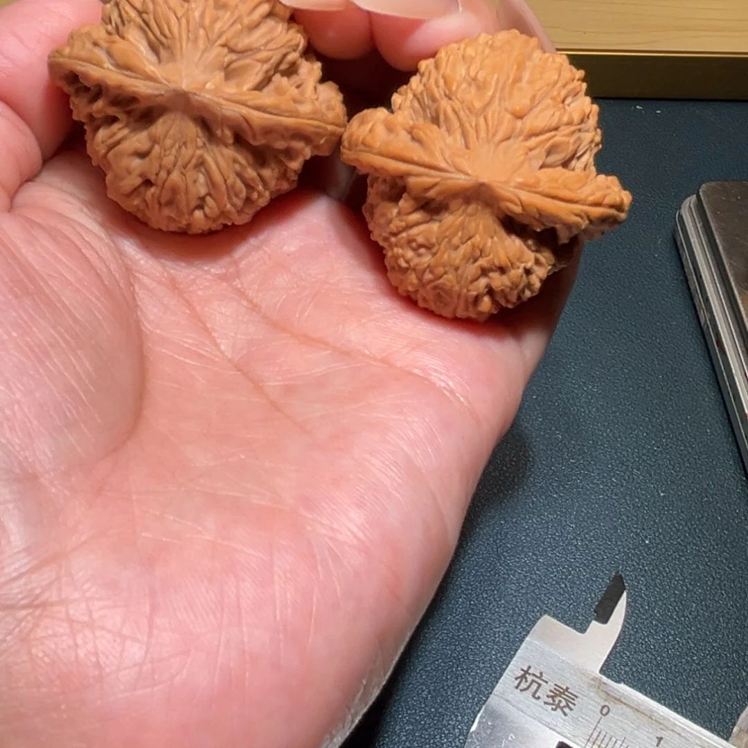 文玩核桃把件南疆39