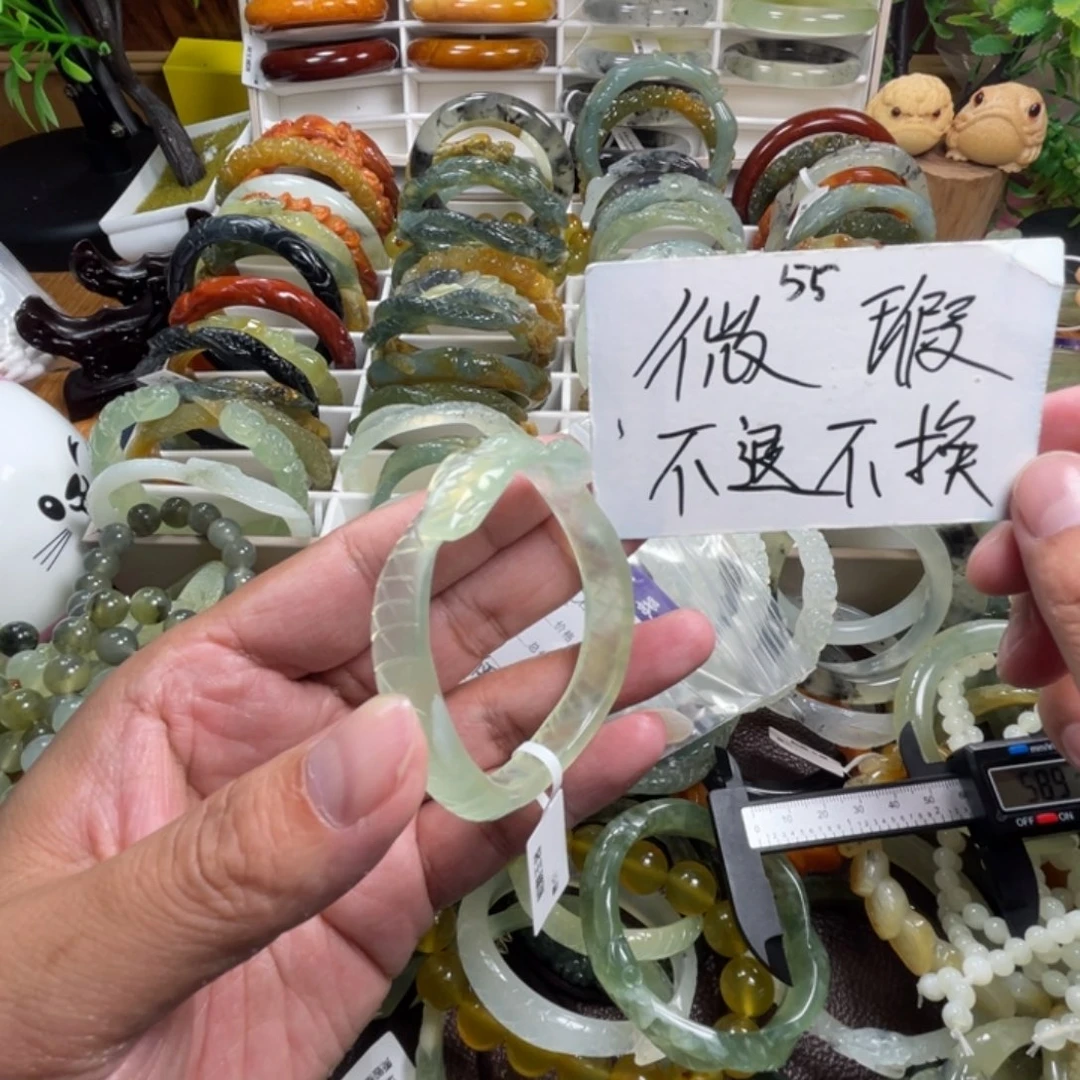 未镶嵌蛇纹石玉手镯