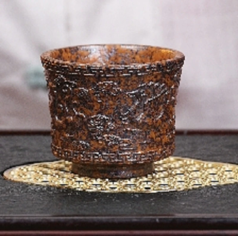 古龍窑 四象 玄铁紫泥 柴烧全手工祥云浮雕满刻紫砂主人杯