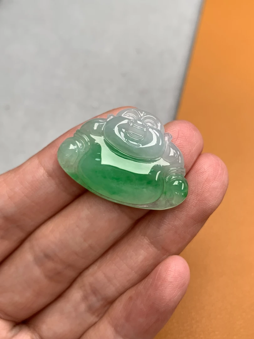 天然缅甸翡翠A货佛公21.4-30.4-5.3