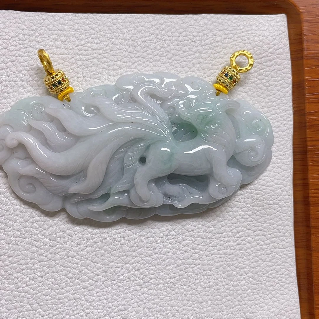 翡翠未镶嵌颈饰吊坠