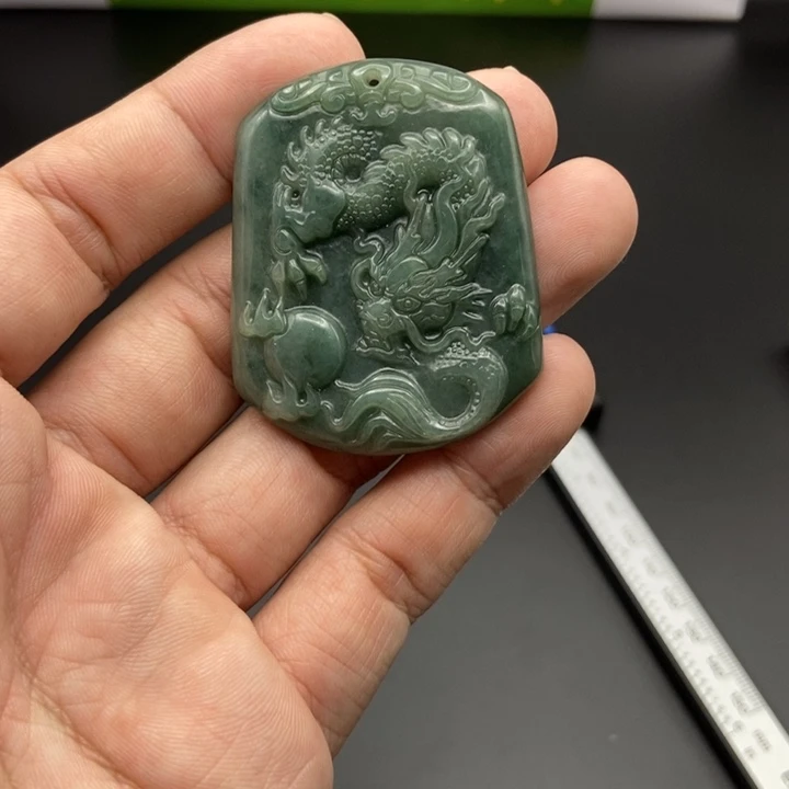 翡翠未镶嵌挂件挂件