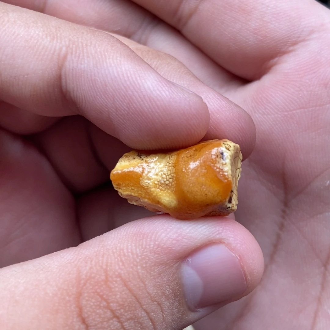 未镶嵌定制琥珀定制