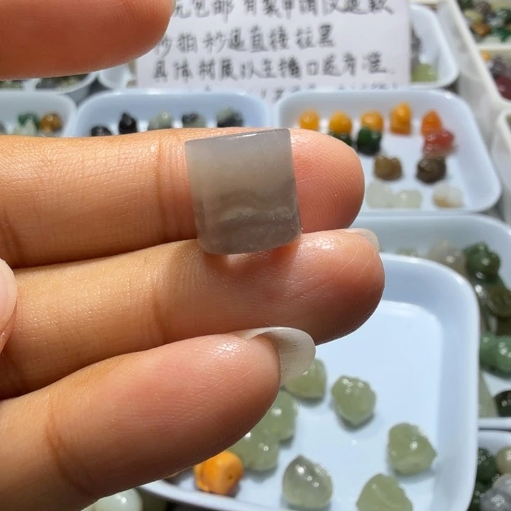 4***v未镶嵌和田玉珠宝半成品