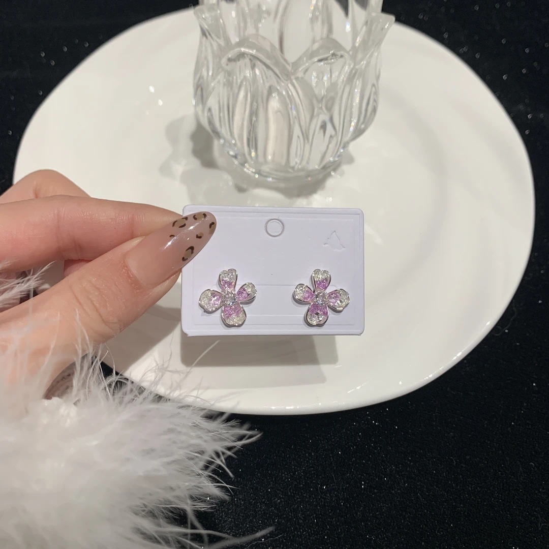 铜合金耳饰 Al6218时尚花朵耳钉轻奢气质百搭紫色清新