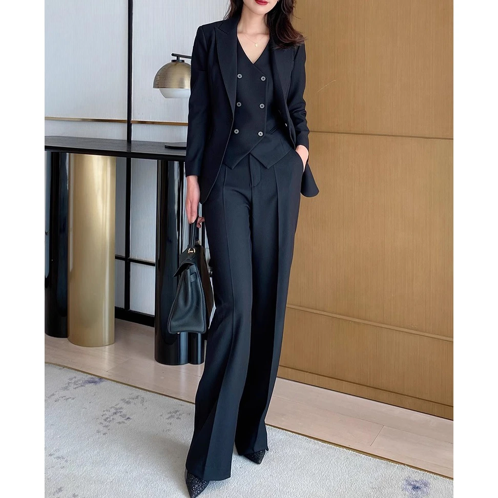 套装女2025新款爆款洋气气质通勤职业正装显瘦西服外套马甲三件套