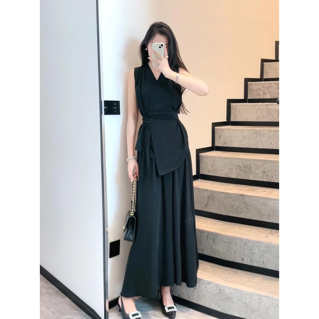 VOCKOO官方夏季休闲气质套装女无袖上衣大摆半身裙两件套2025新款