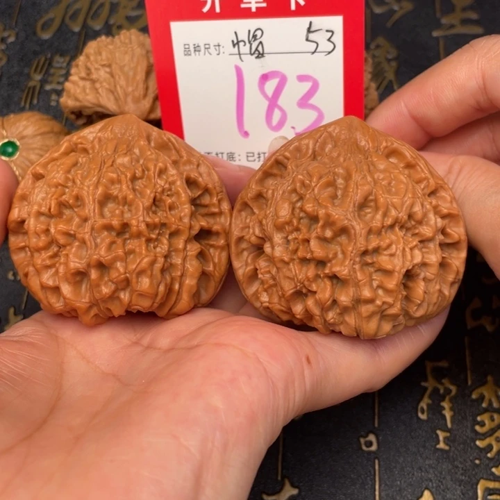 吊坠桃核文玩核桃