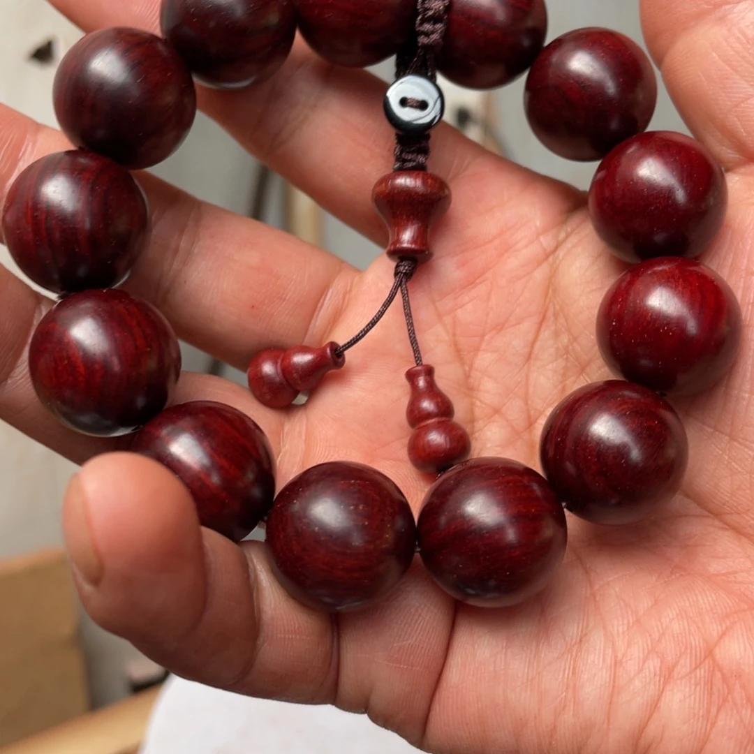 檀香紫檀（小叶紫檀）1.8的手串