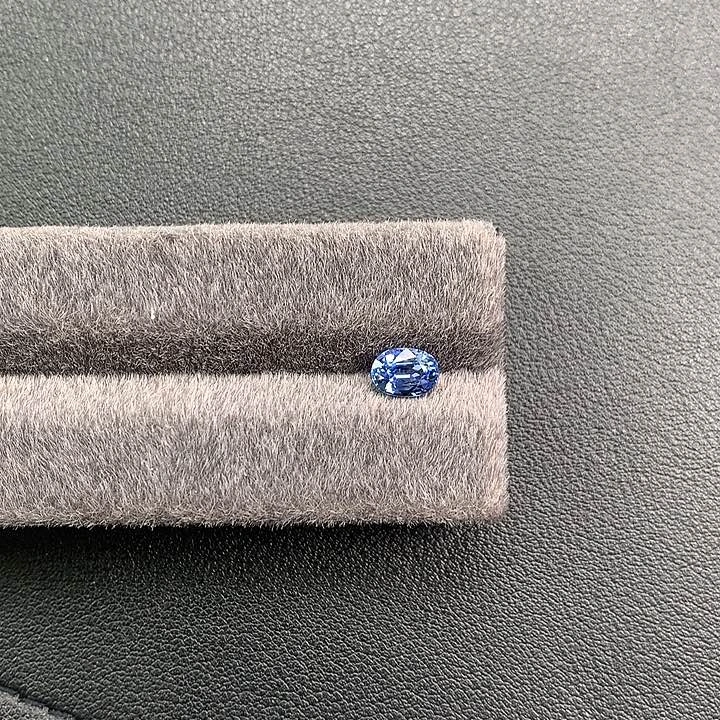 蓝宝石裸石未镶嵌涛**旧1.27ct