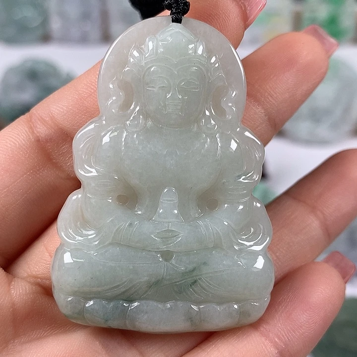 翡翠未镶嵌颈饰观音福利