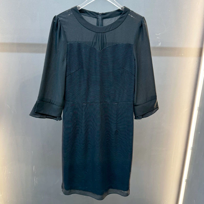 艾俊萱服饰2025年网纱双层女装连衣裙