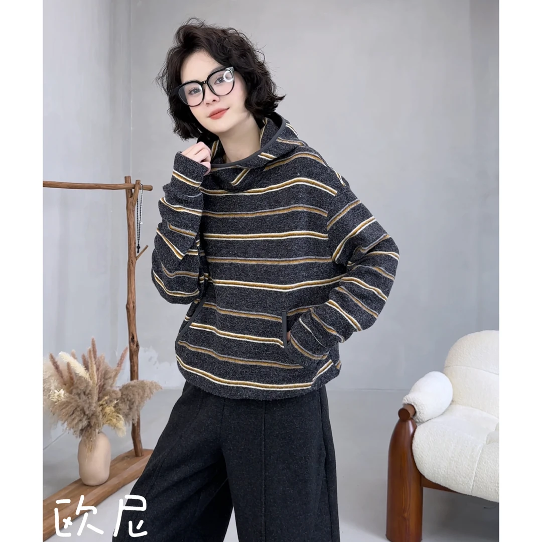 欧尼私服 2025秋冬新款磨毛条纹加厚连帽卫衣2511C7549