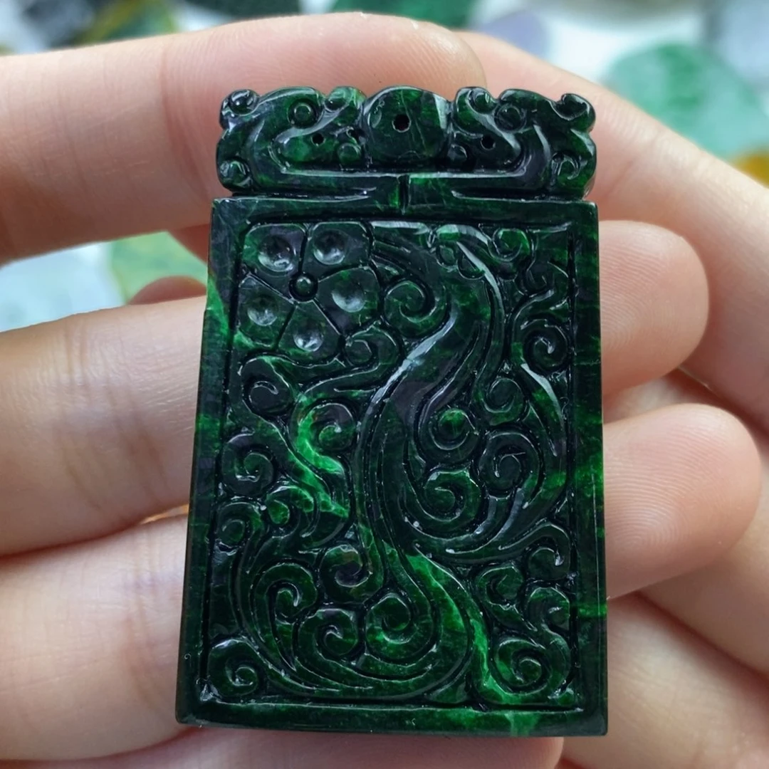 翡翠未镶嵌颈饰福***喜