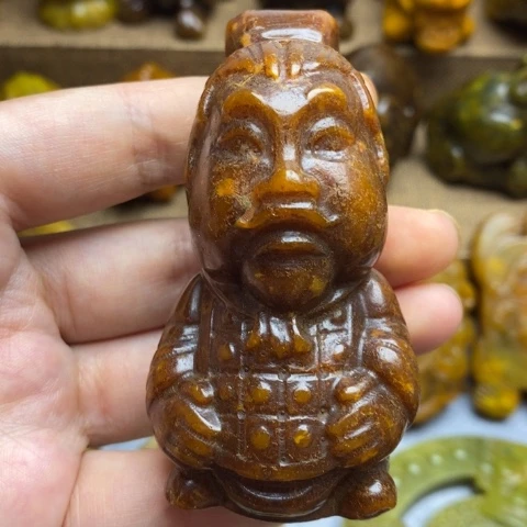 未镶嵌蛇纹石玉颈饰31