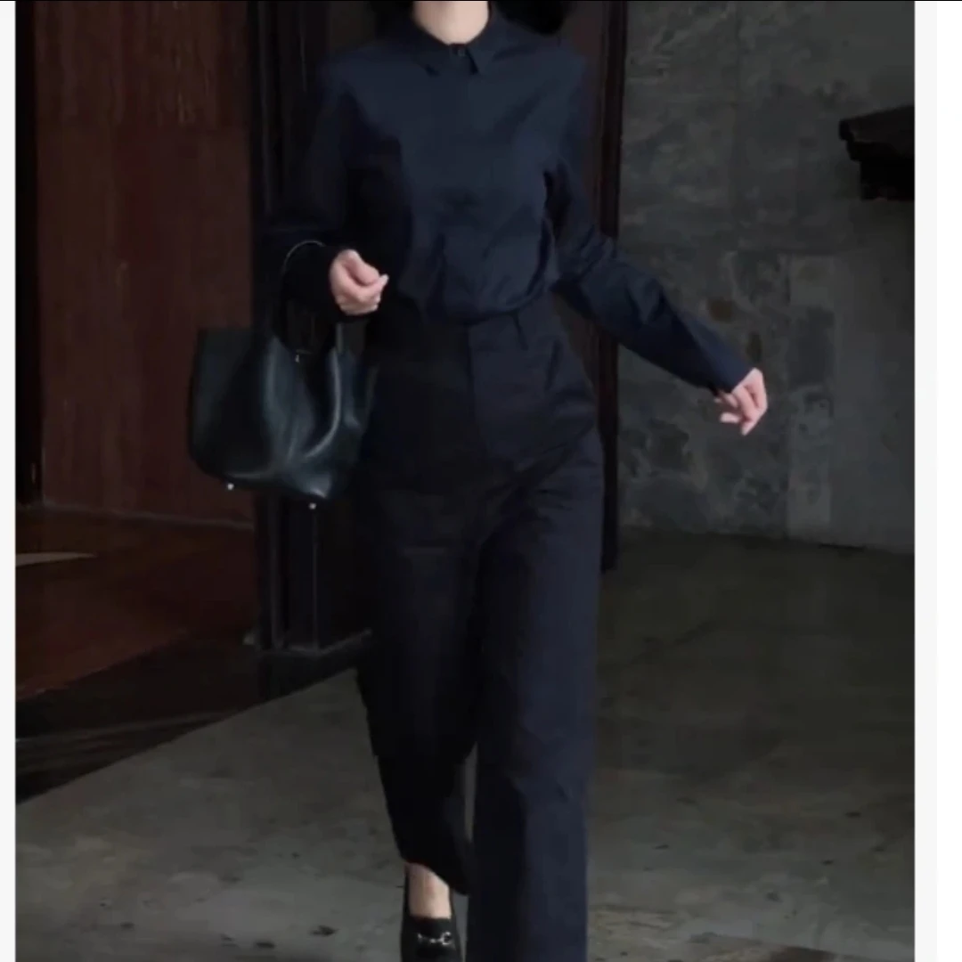 早秋气质藏蓝色衬衫搭配休闲裤减龄通勤女装