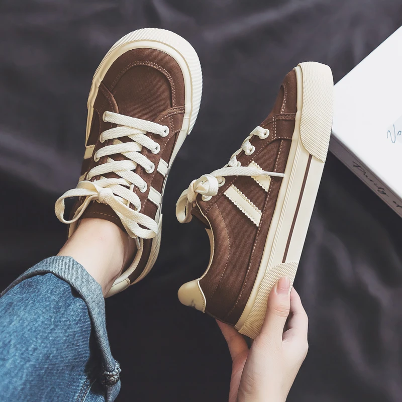 人本帆布鞋女新款秋季百搭运动韩版休闲复古学生ins低帮系带板鞋
