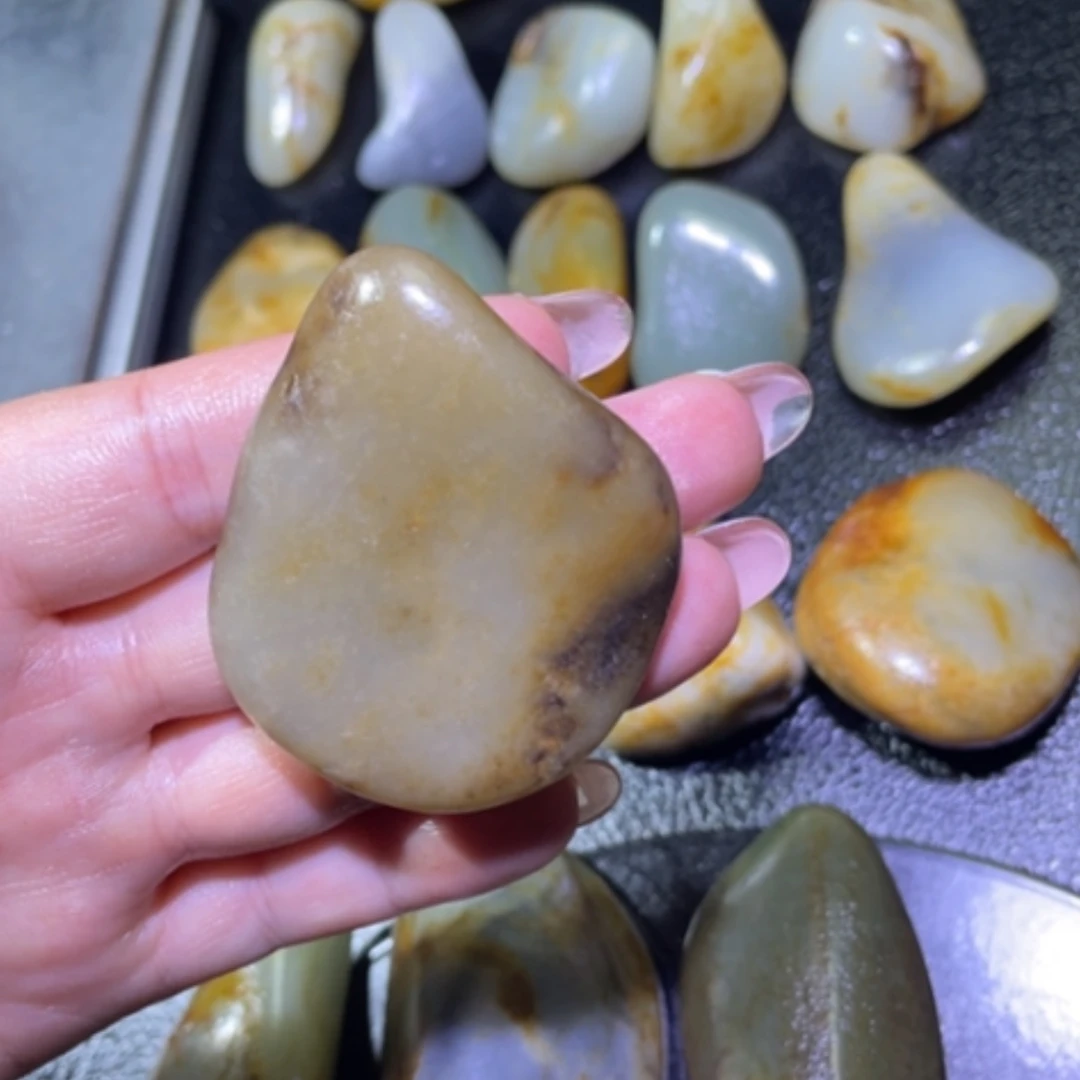 【闪购商品】颈饰未镶嵌和田玉