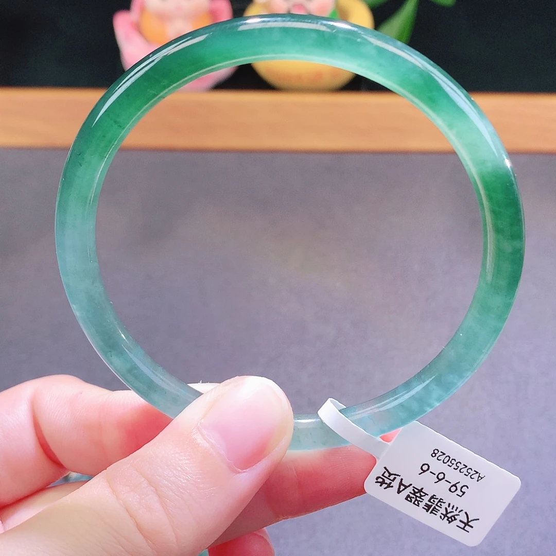 翡翠未镶嵌手镯天然翡翠