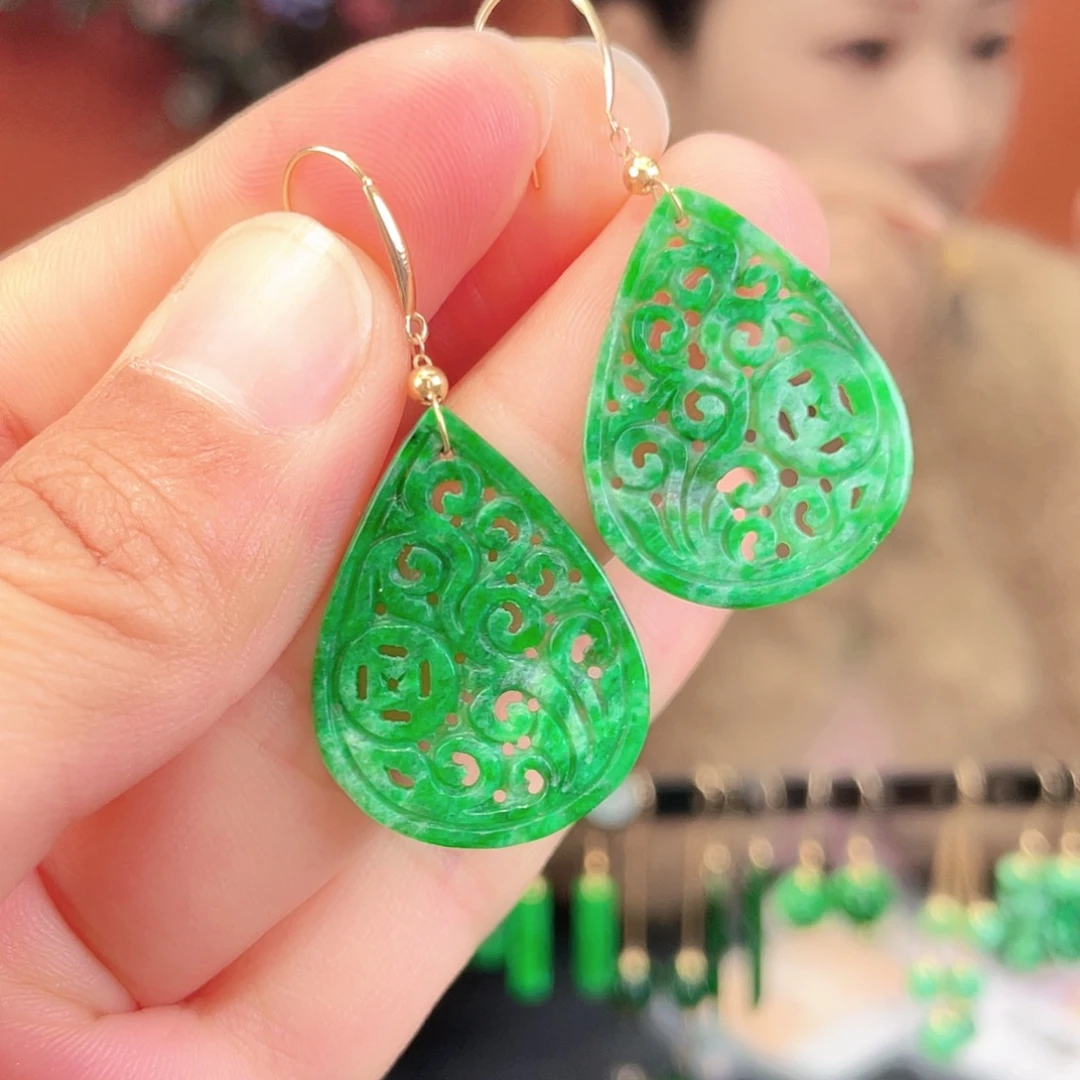 翡翠18K金镶嵌耳饰