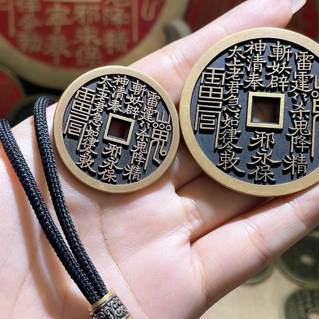 铜现代失腊工艺品