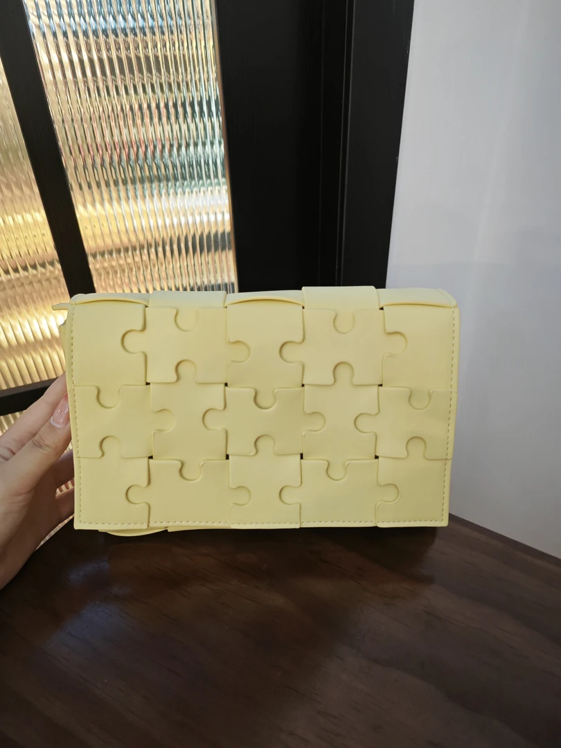 小方包斜挎包编织都市简约水波纹女士链条包单肩锁扣时尚黄色牛皮