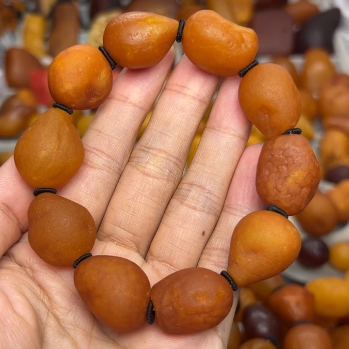 琥珀颈饰未镶嵌天然蜜蜡