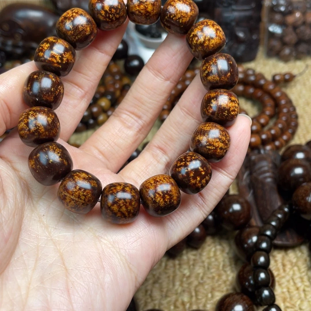 高***龙贡木其他贡木手串