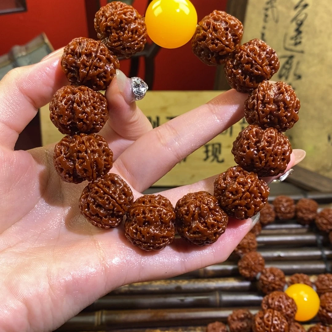 手串金刚菩提235.  M
