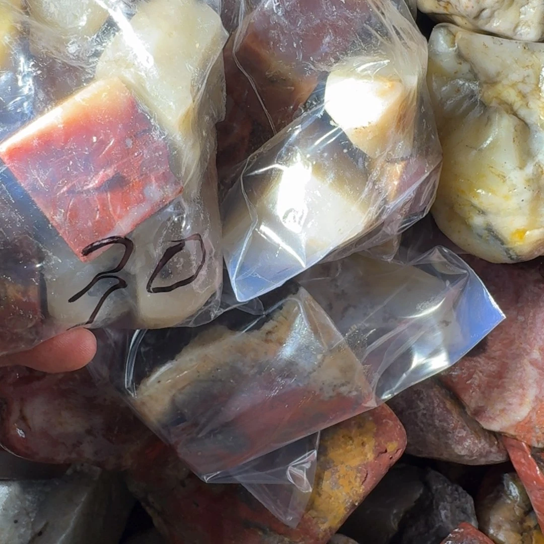 红***玩寿山石89988999899