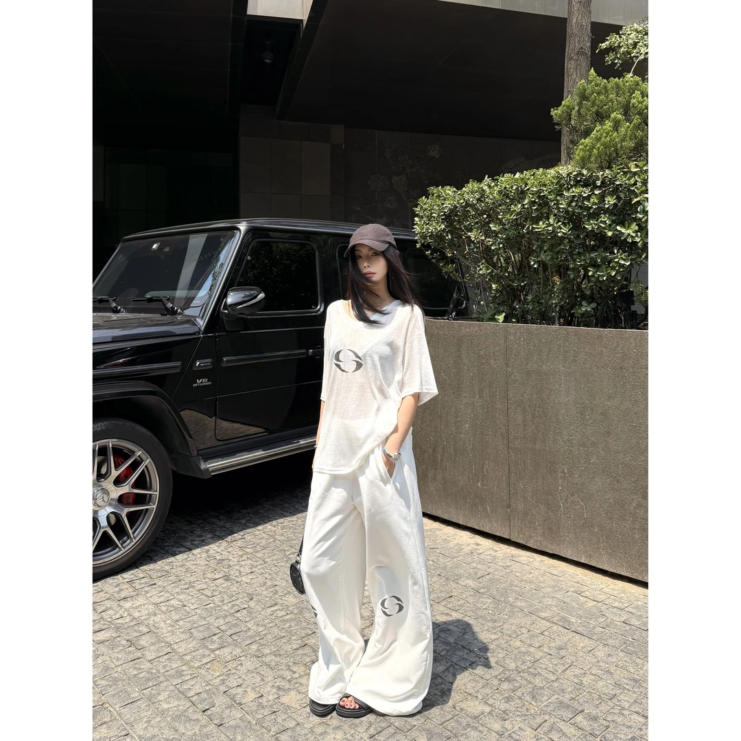 美式V领微透短袖设计感宽松T恤套装女夏+慵懒显瘦高腰辣妹裤