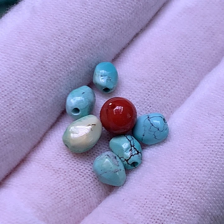 南红玛瑙未镶嵌珠宝奇石