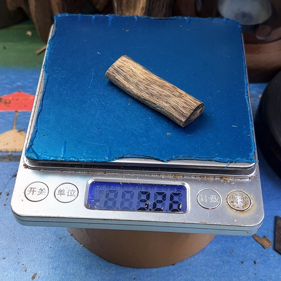 香料绿奇楠平安无事牌3.2克